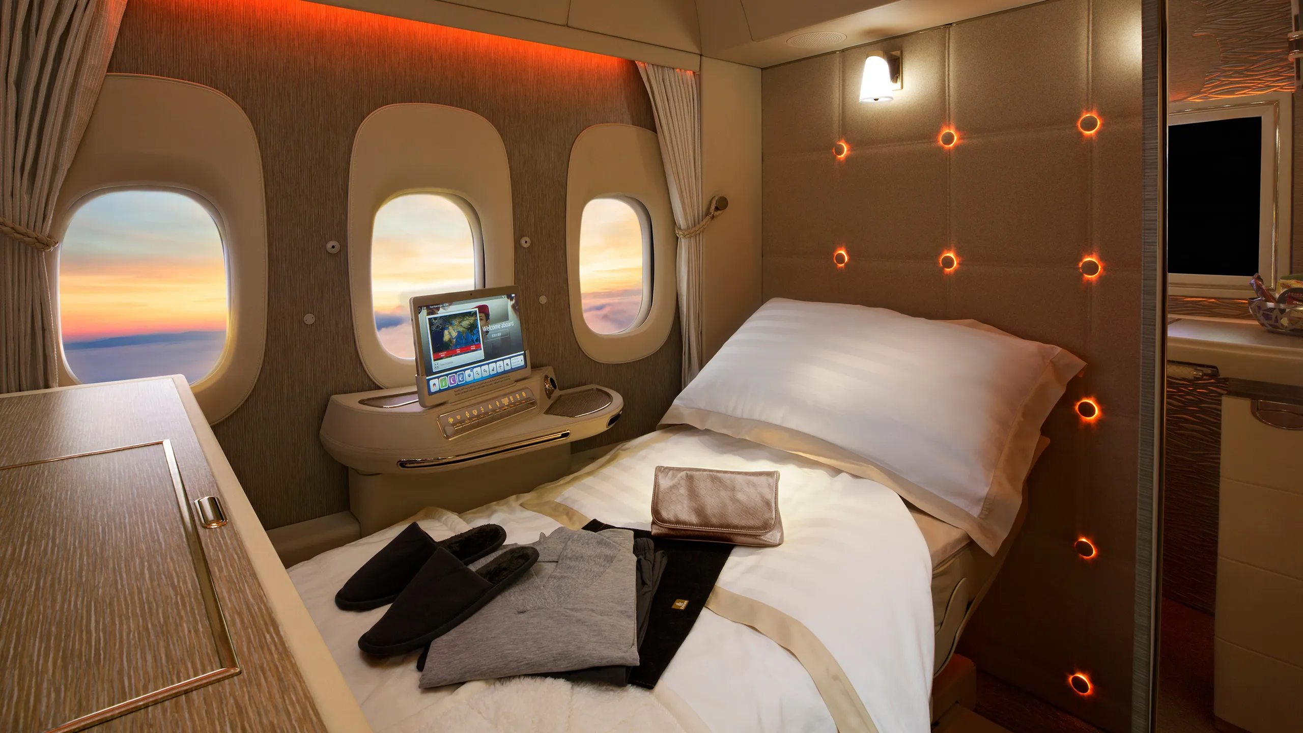First Class vs Business Class: Is the Upgrade Worth Your Points?